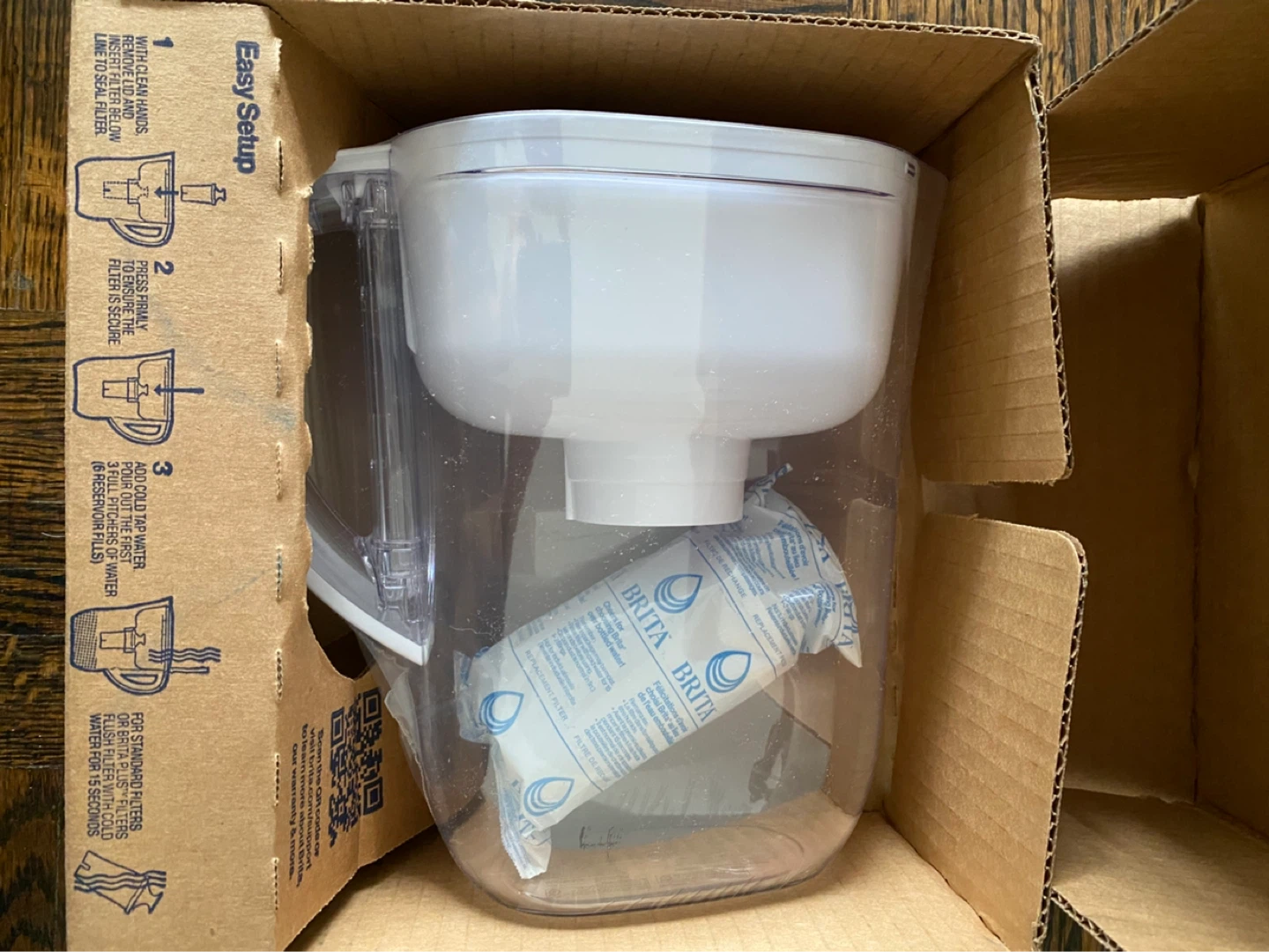 Brita water filter pitcher (6 cups) - photo 4