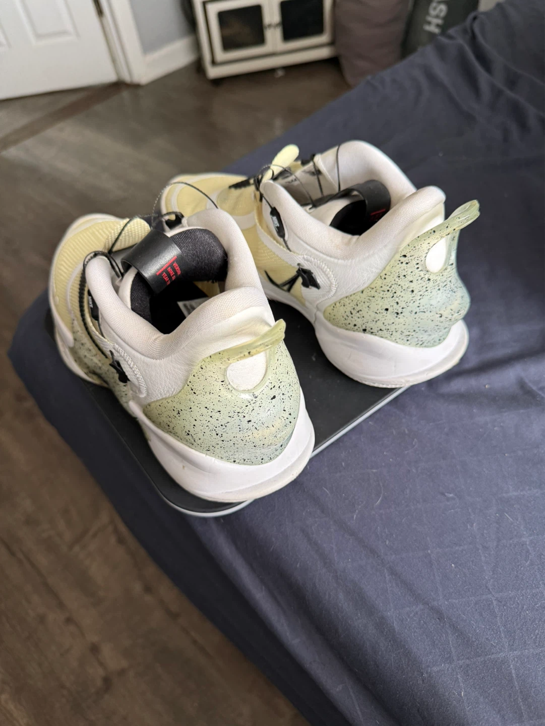 Nike Adapt BB 2.0 oreo "Year Twenty Twenty" "Pale Ivory" Size 11