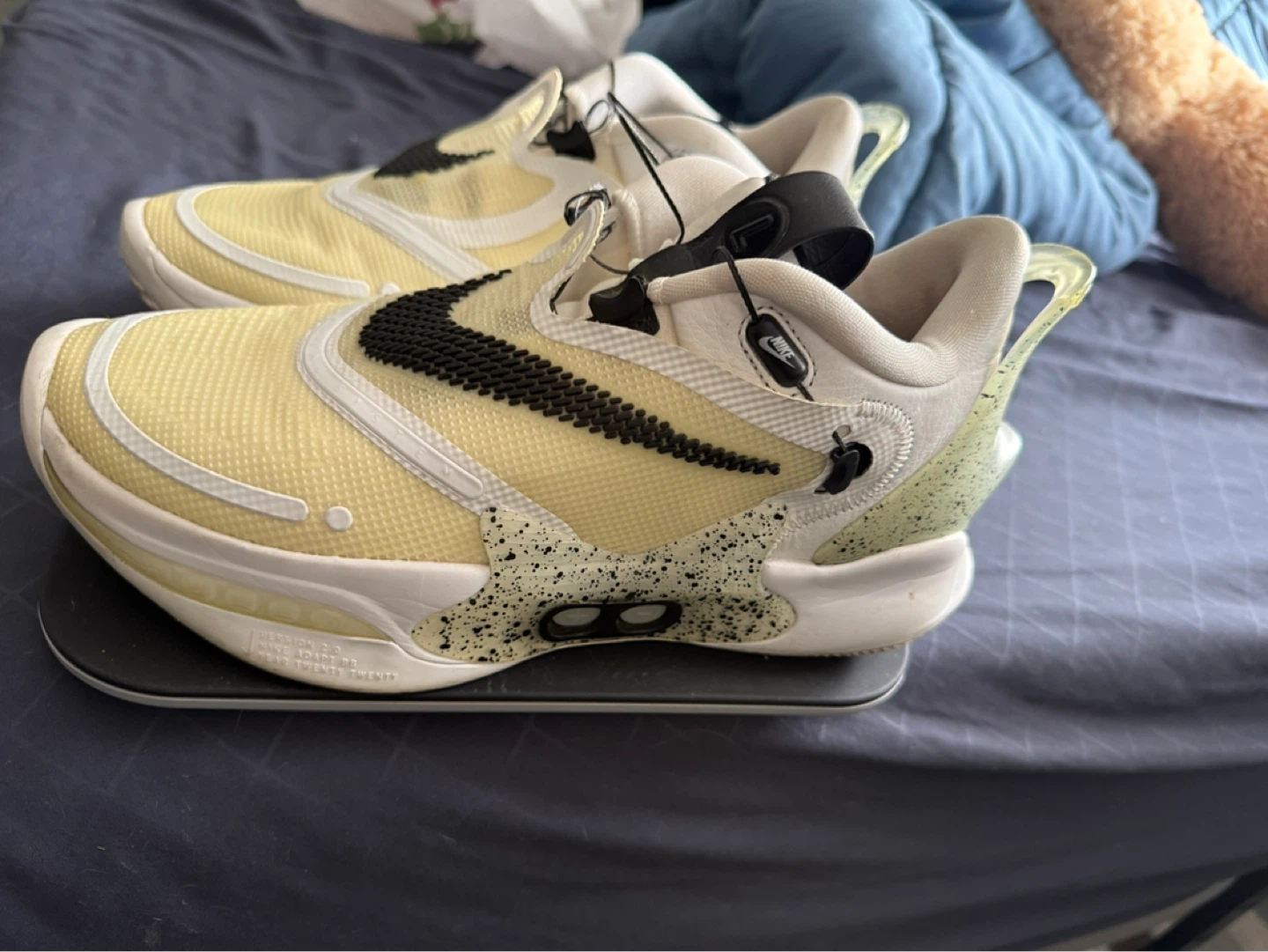 Nike Adapt BB 2.0 oreo "Year Twenty Twenty" "Pale Ivory" Size 11 - photo 2