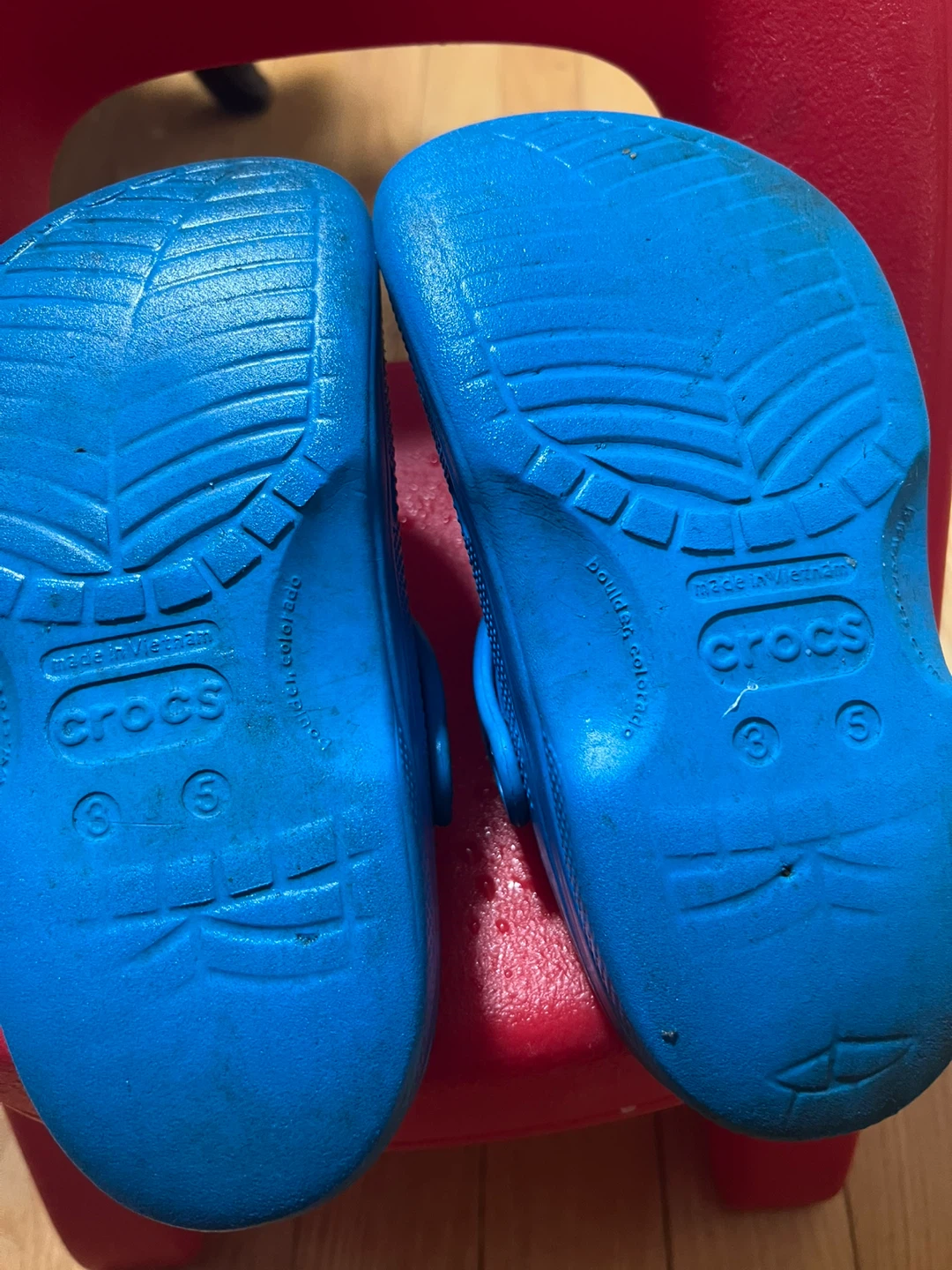 Blue Crocs Size J3  Lined Clogs - photo 3