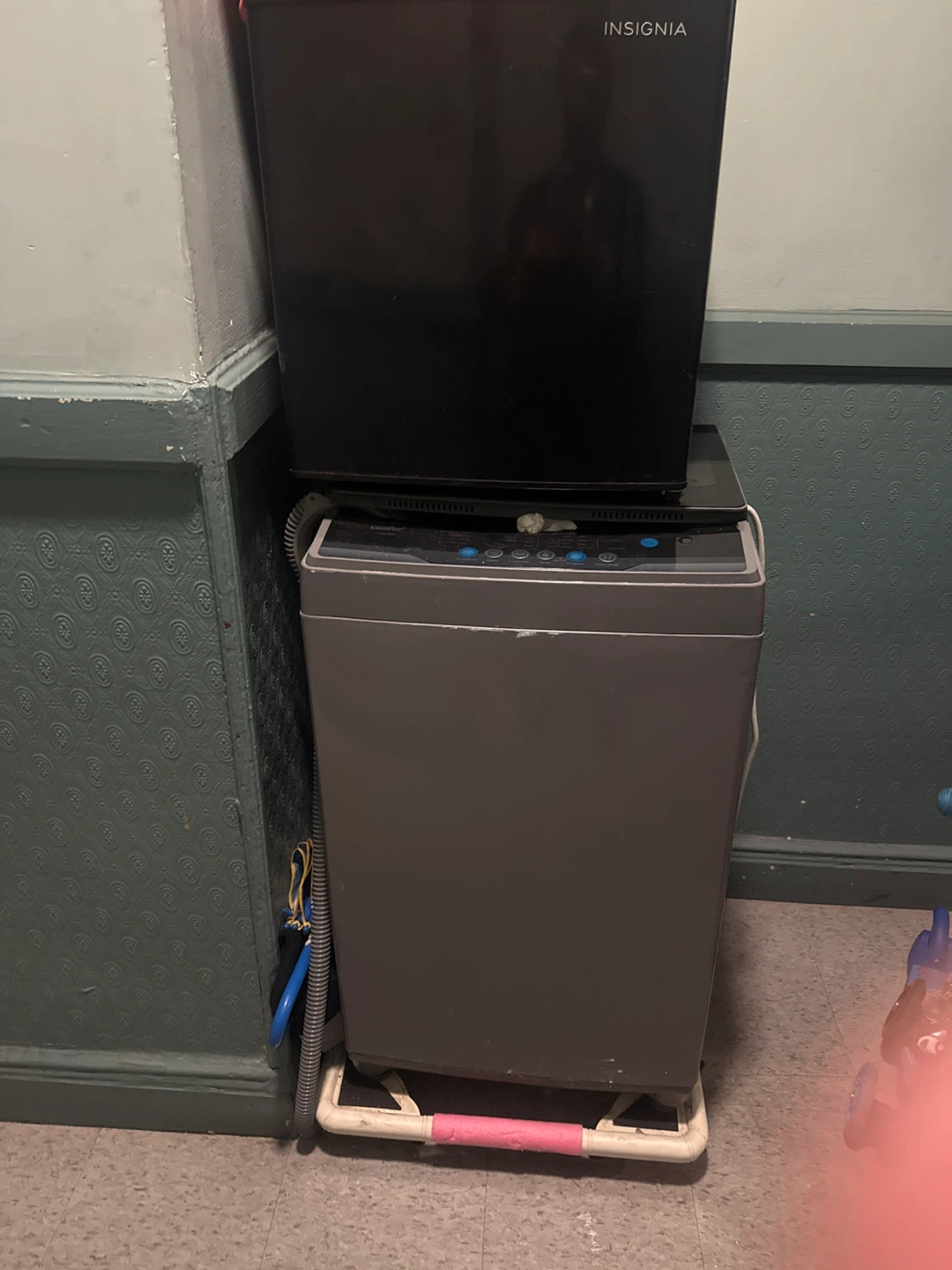 Vendo lavadora automática nevera ejecutiva pequeña