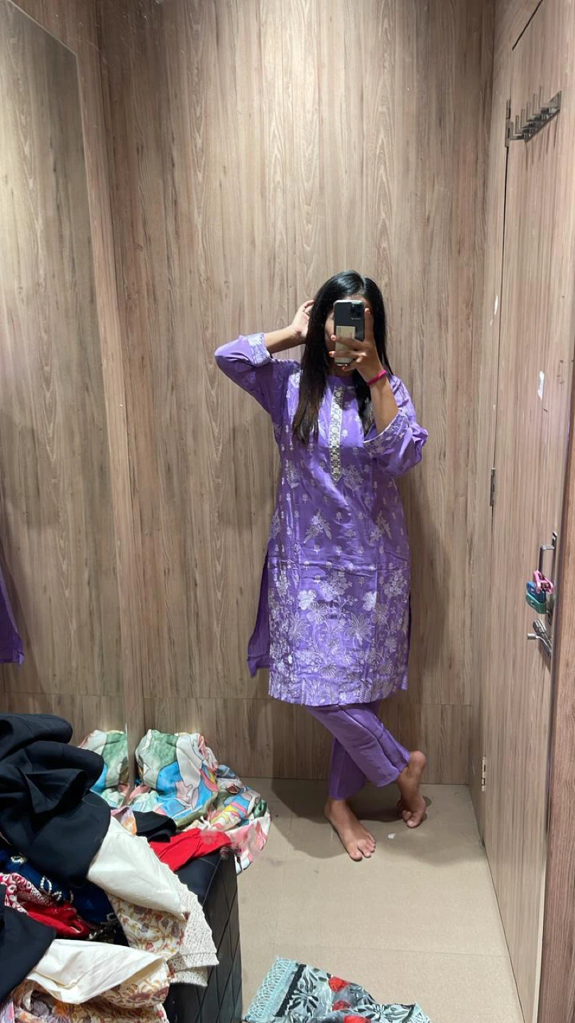 Embroidered Kurti and Pant Set - photo 5