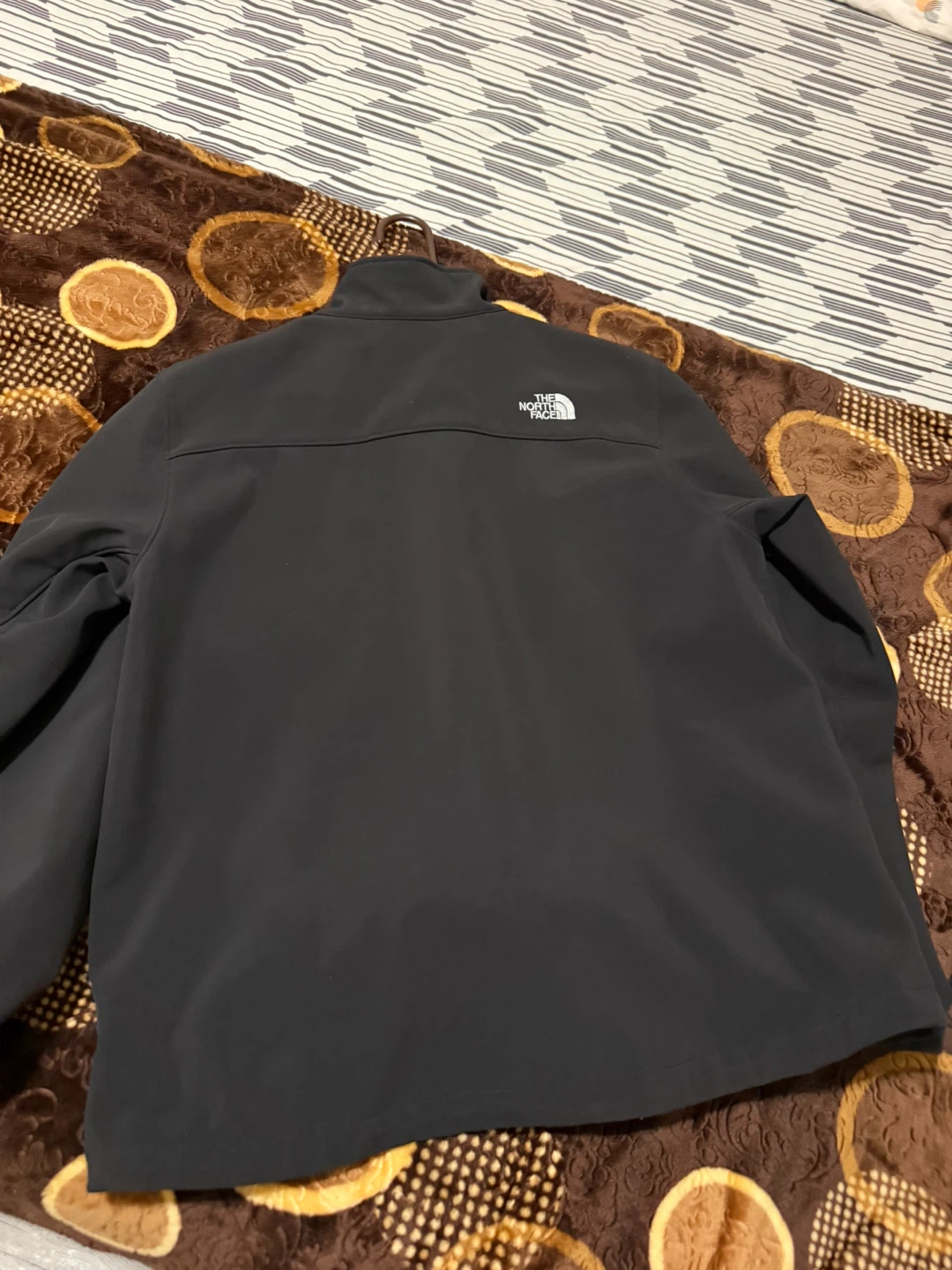 The North Face Black Soft Shell Jacket - photo 2