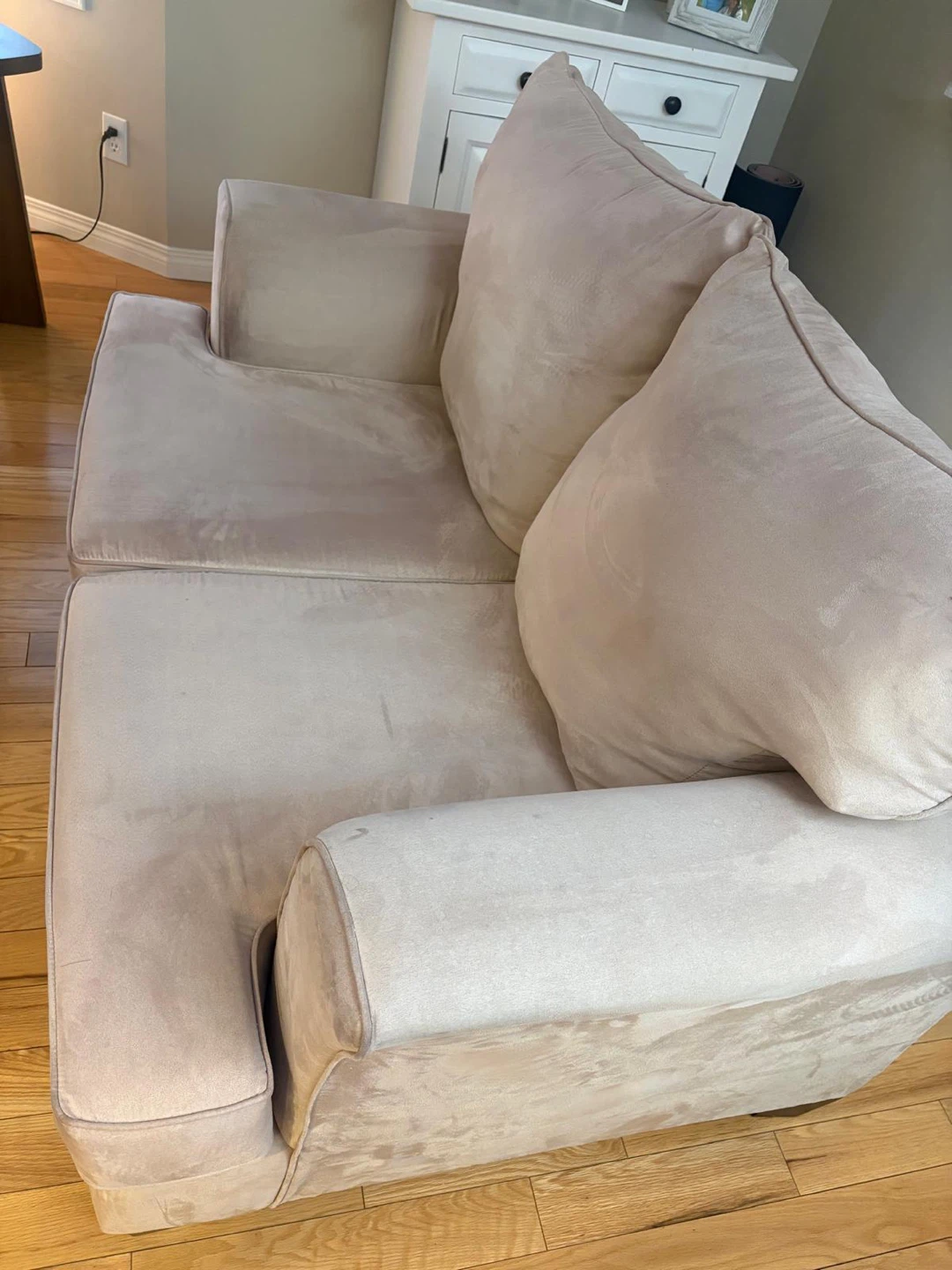 Elegant 3-piece Sofa Set Modern, Cozy y like New - photo 4
