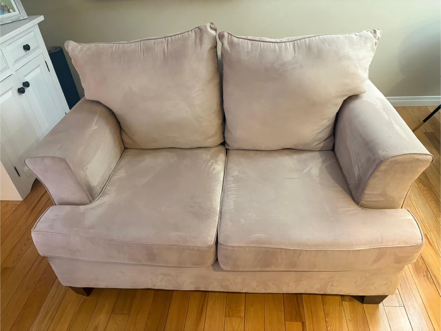 Elegant 3-piece Sofa Set Modern, Cozy y like New - photo 3
