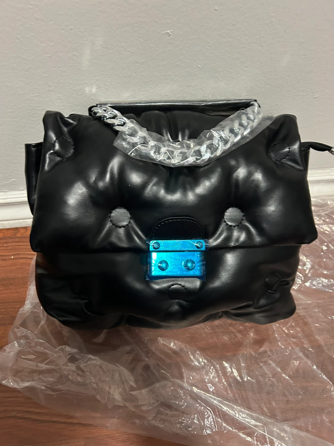 Black Puffer Shoulder Bag with Chain Strap - photo 5