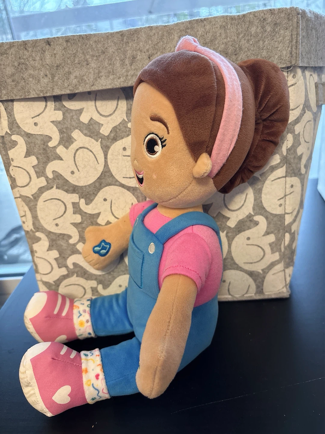 Ms. Rachel plush toy with sing along songs - photo 2