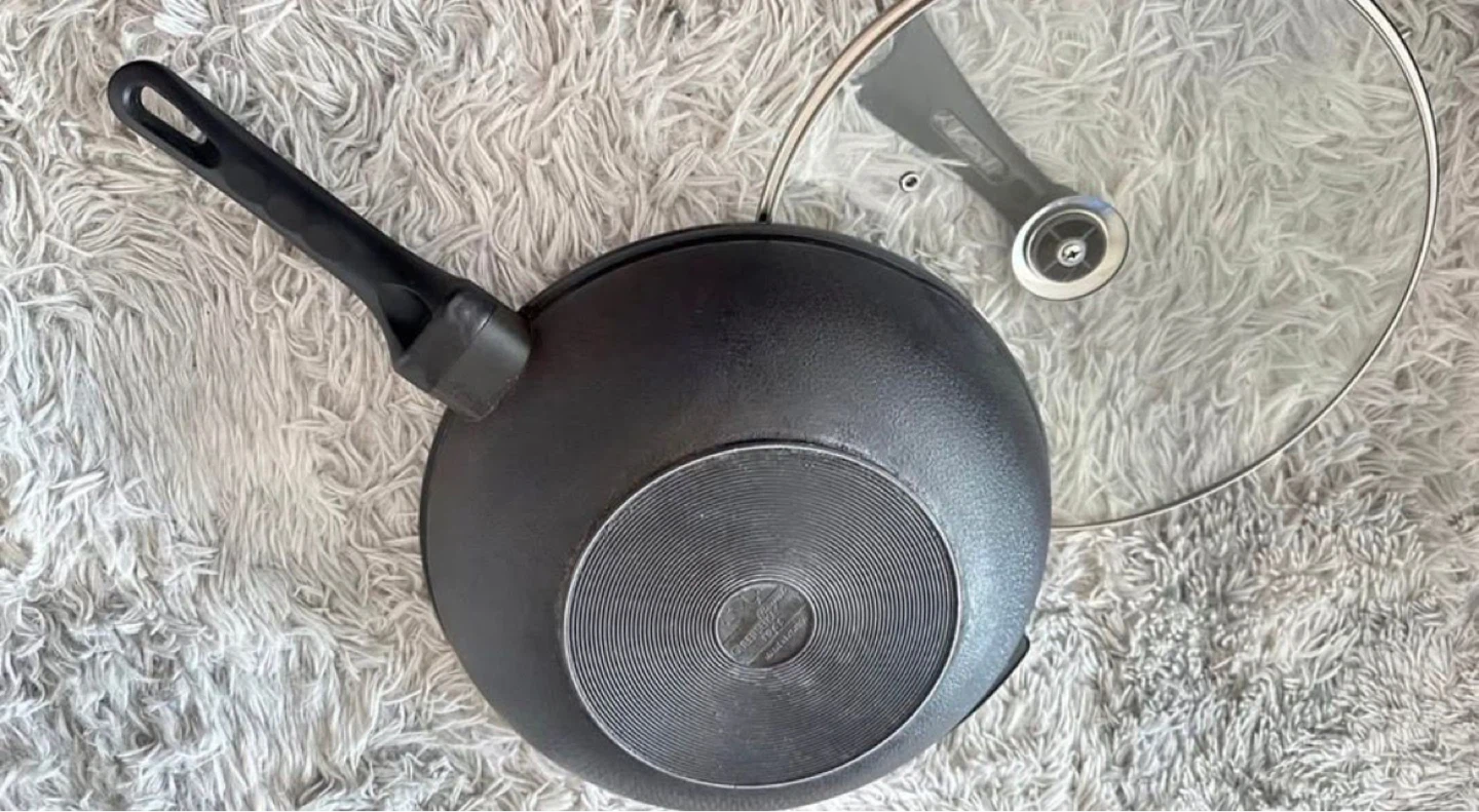 Wok Pan with Glass Lid