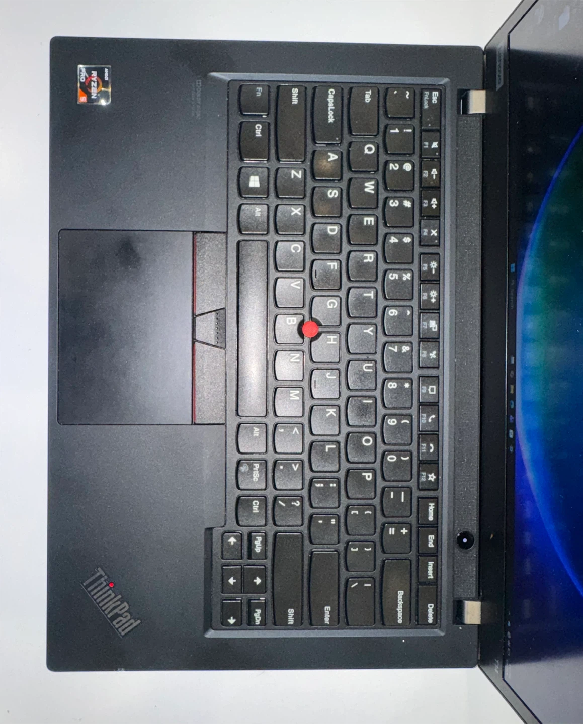 Laptop - photo 2