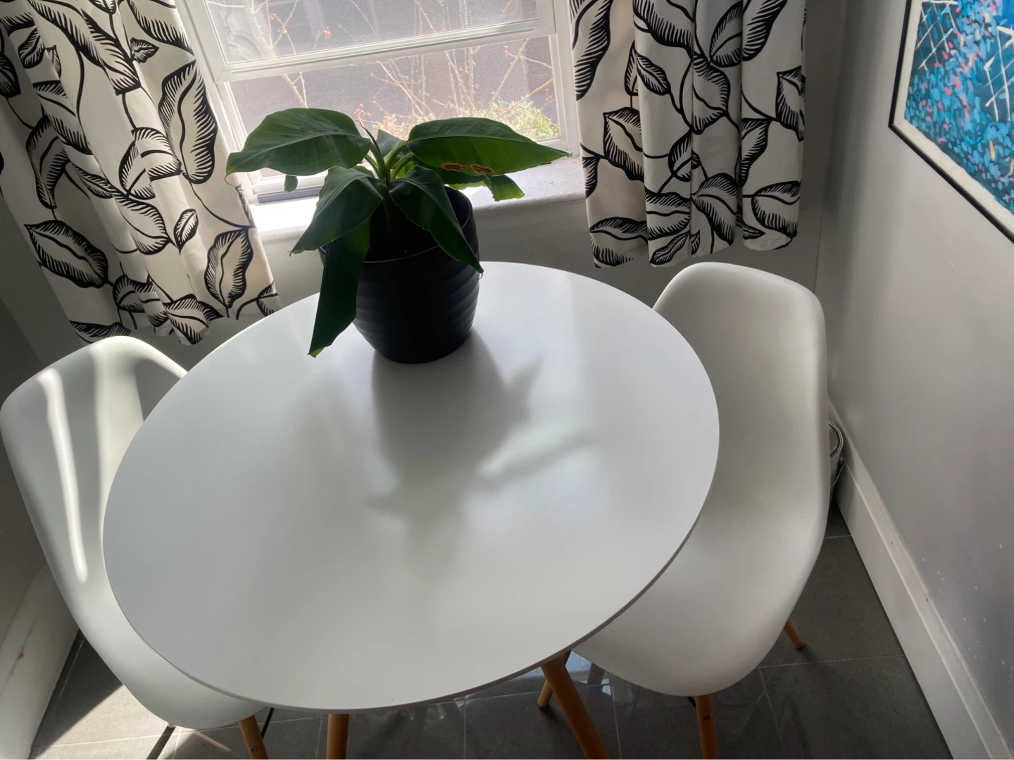 Structube Eiffel Dining Table & 2 Chairs - photo 4