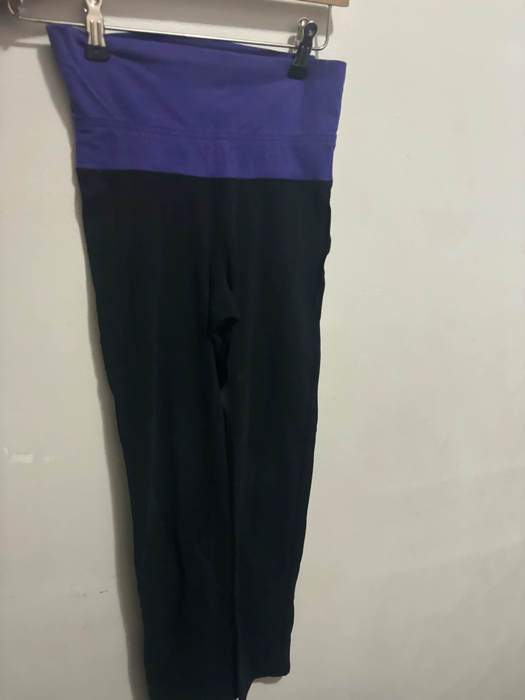 Both kids medium  Black leggings with purple waistband - photo 2