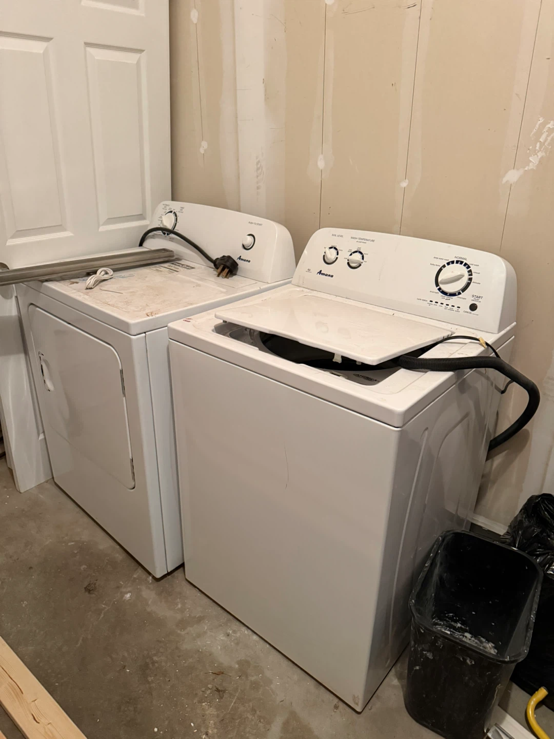 Stove, fridge, washer & dryer - photo 2