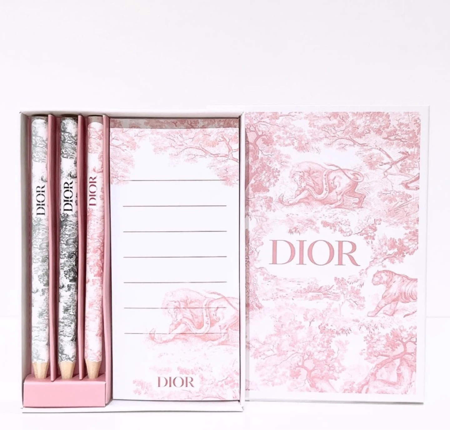 Dior Set De Crayon Pencil Set Notepad