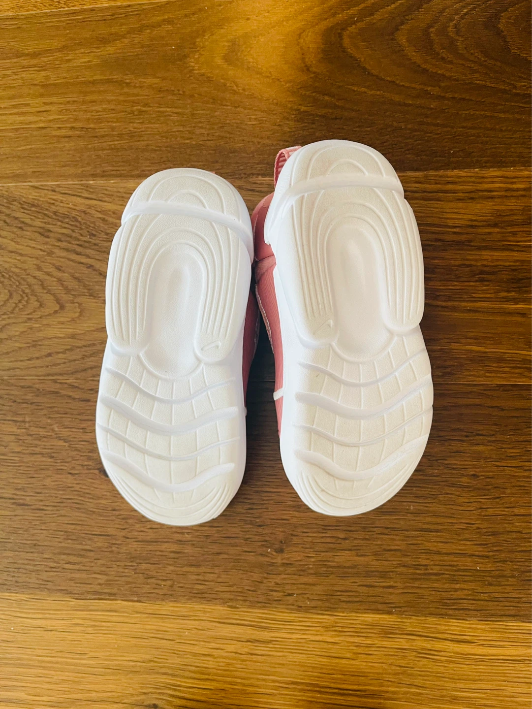 Brand NEW Nike Kids Sneaker - photo 3