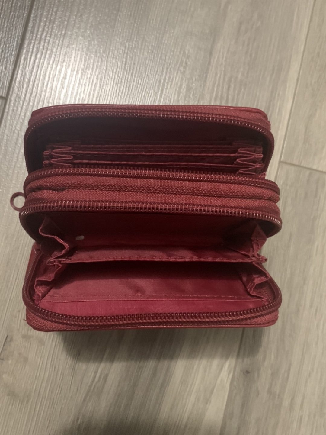 NEW RED ZIP BIFOLD WALLET - photo 3
