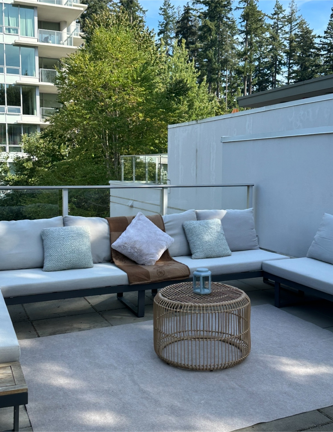 FREE Outdoor Sectional Sofa Set with Coffee Table