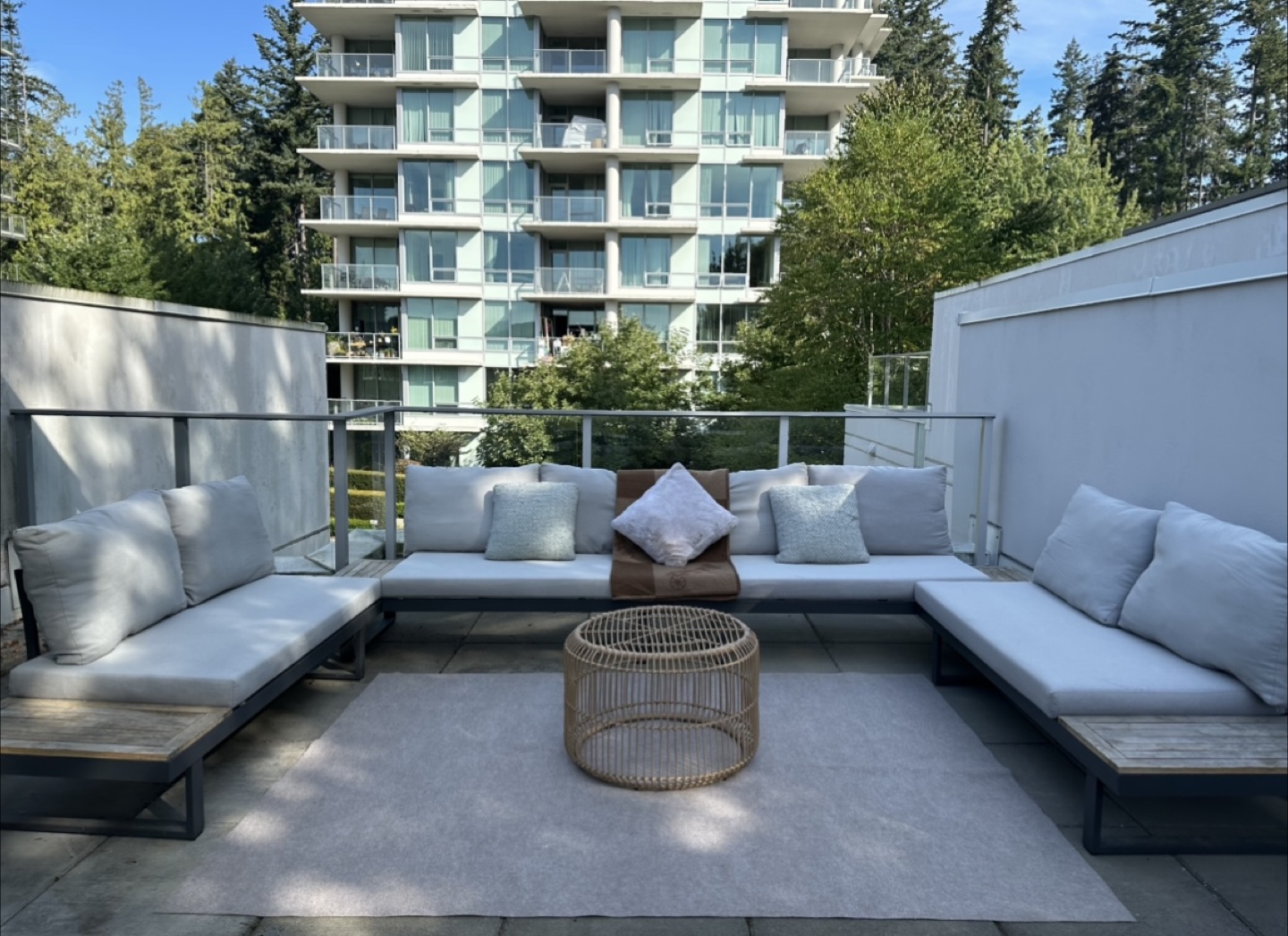 FREE Outdoor Sectional Sofa Set with Coffee Table - photo 3