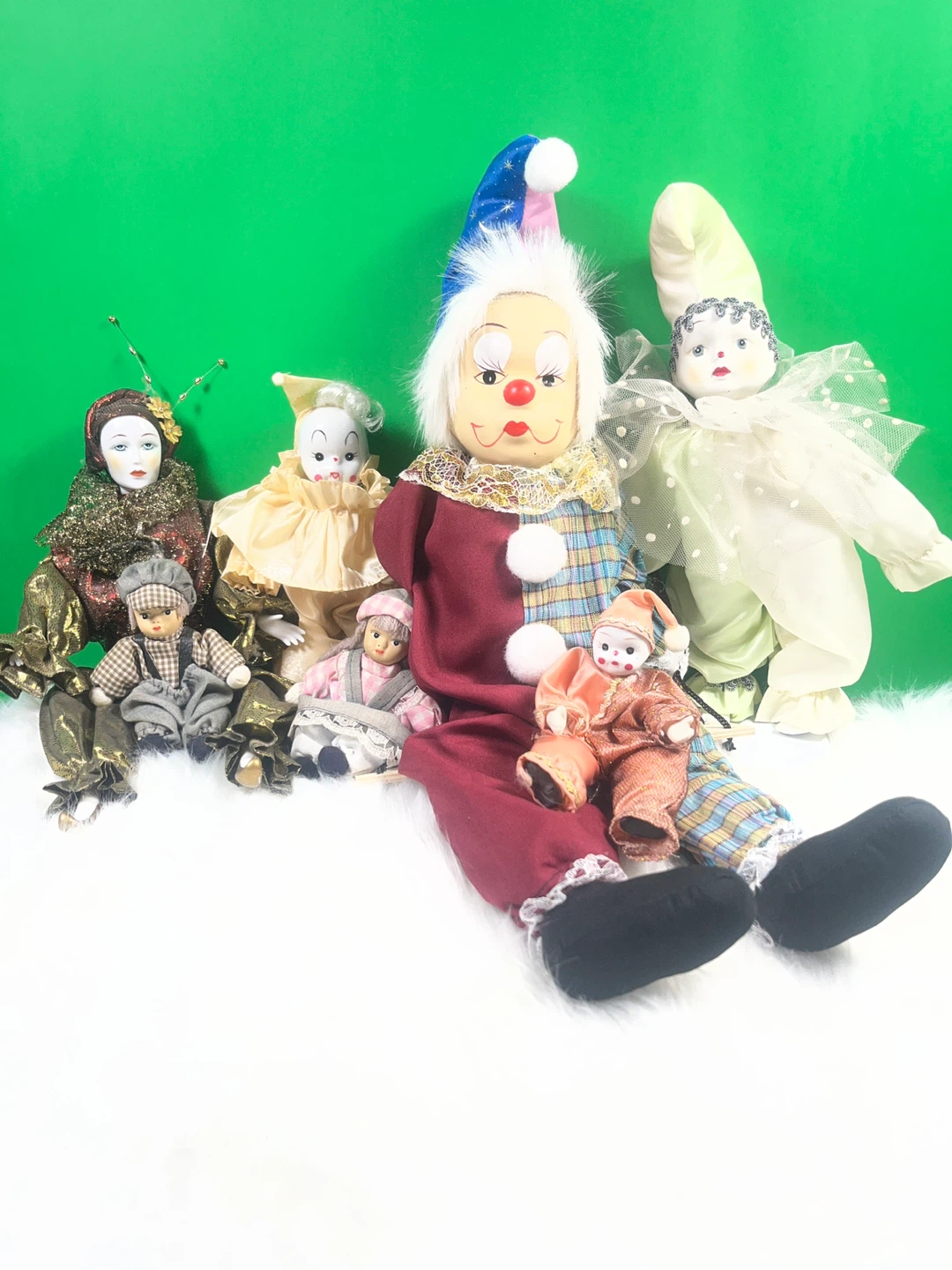 Vintage Porcelain Clown & Jester Collection – 7 Piece Set