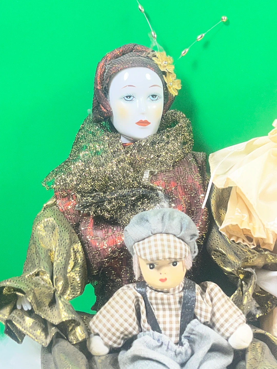 Vintage Porcelain Clown & Jester Collection – 7 Piece Set - photo 2