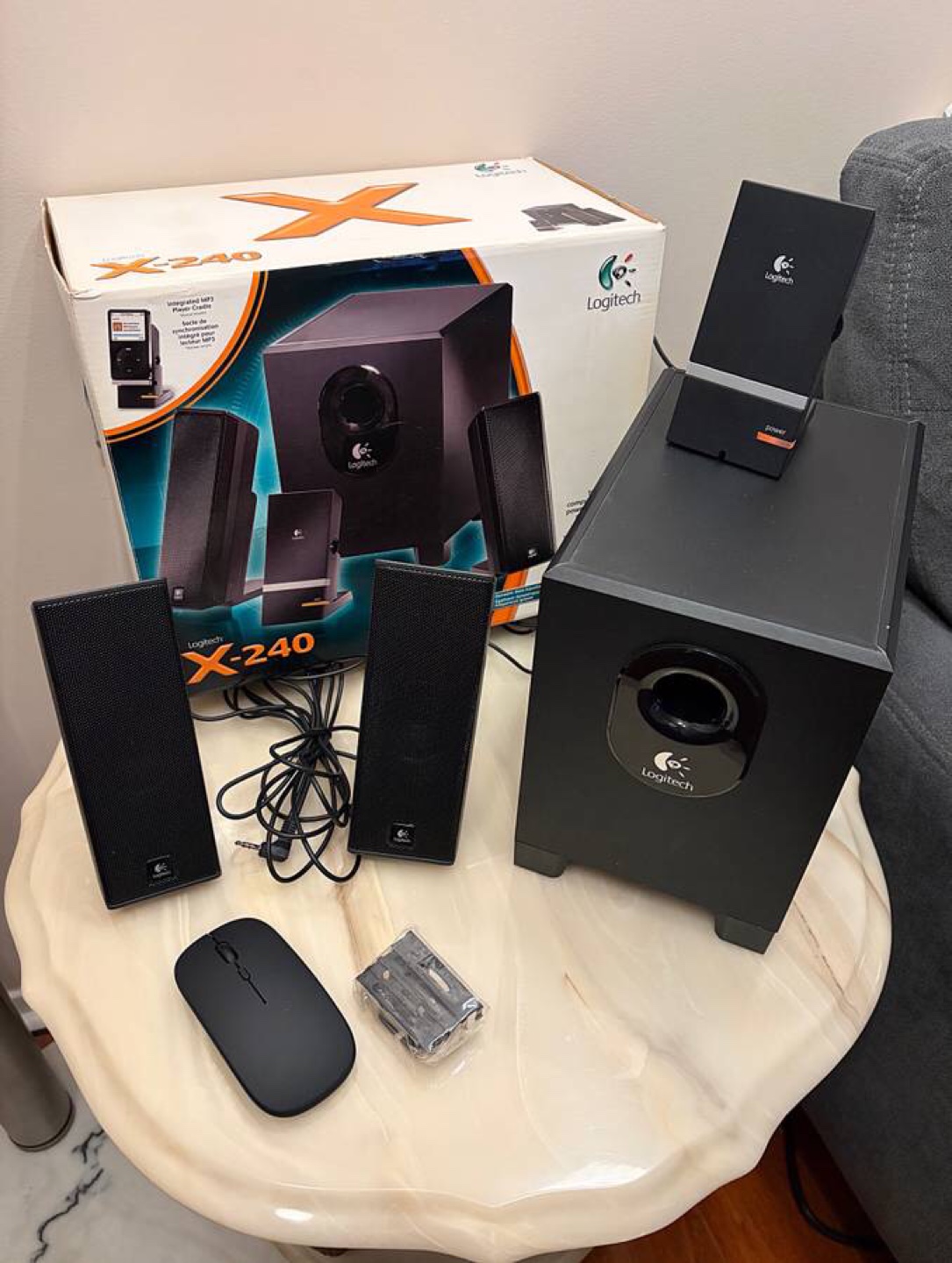 Logitech X-240 Entertainment Speaker System