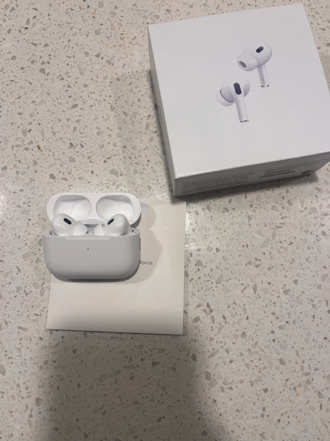 Apple AirPods Pro 2nd generation (ANC) - photo 2