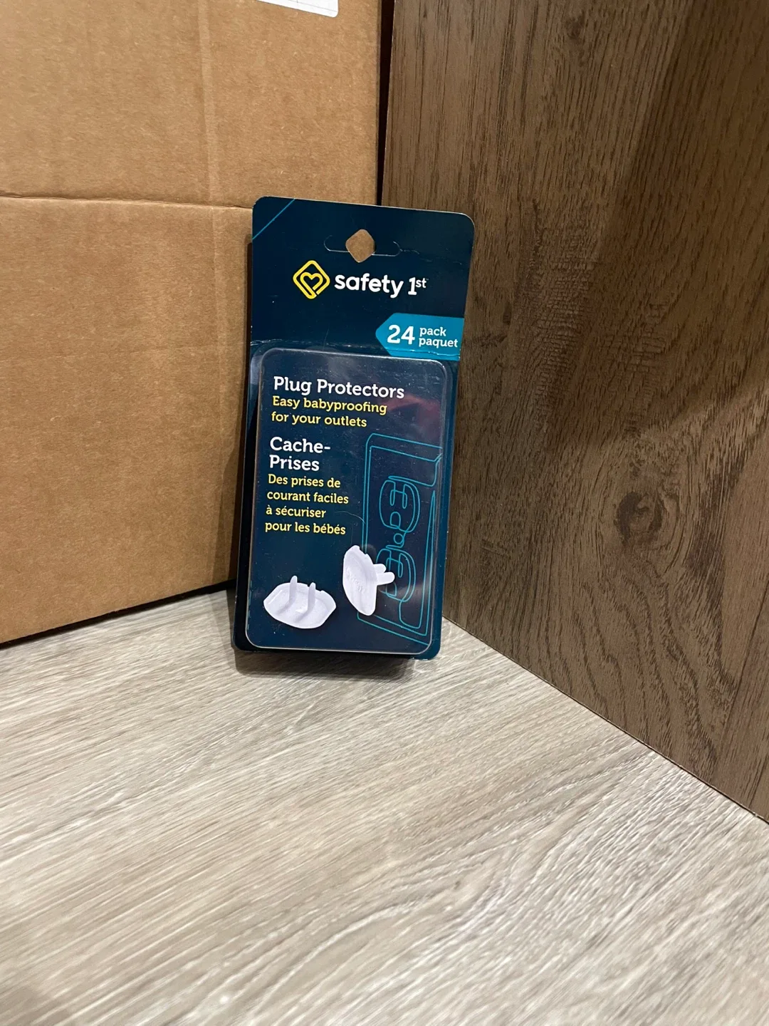 Safety 1st Plug Protectors - box of 24