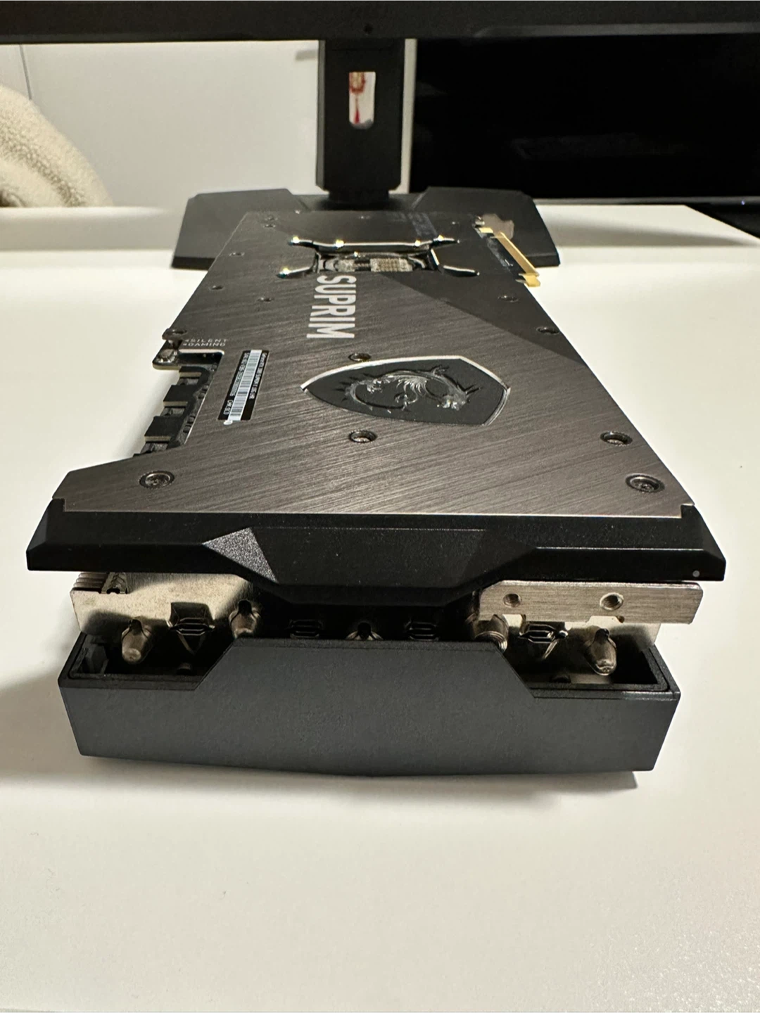 MSI GeForce RTX 3080 SUPRIM X - photo 3