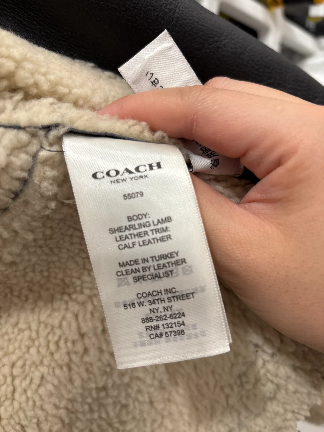 Coach DRY CLEANED Shearling Lamb Leather Jacket size 4 - photo 3