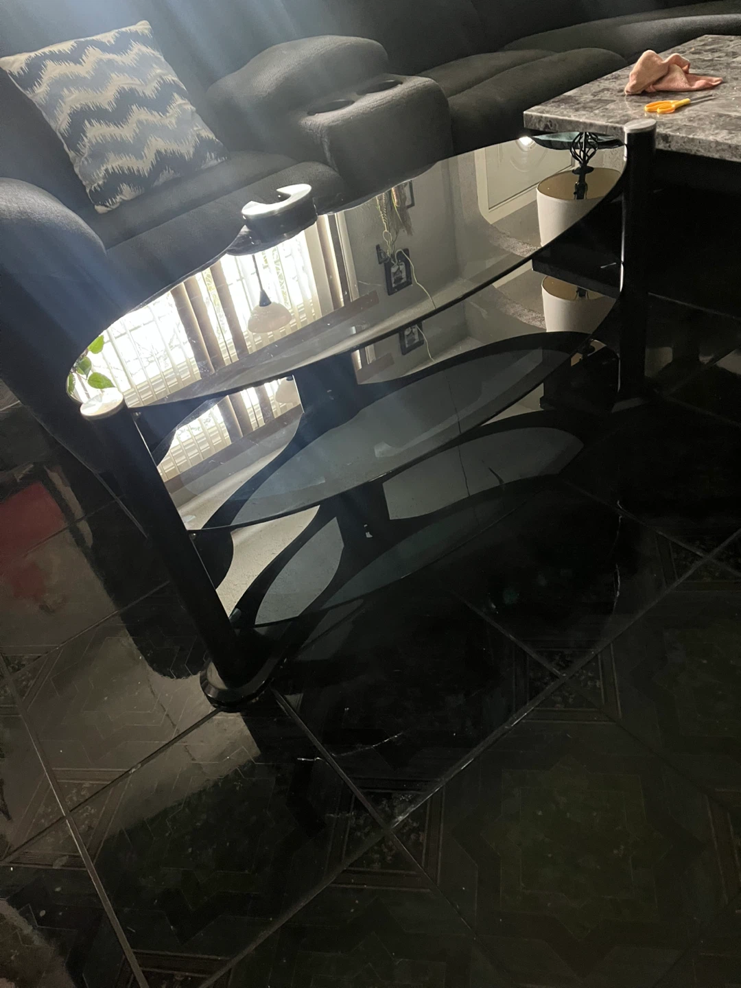 Black Modern tv stand