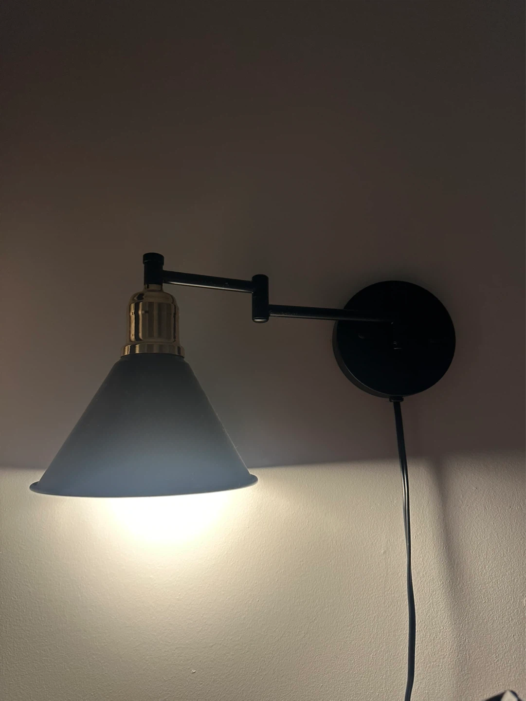 Adjustable Wall Mount Lamp