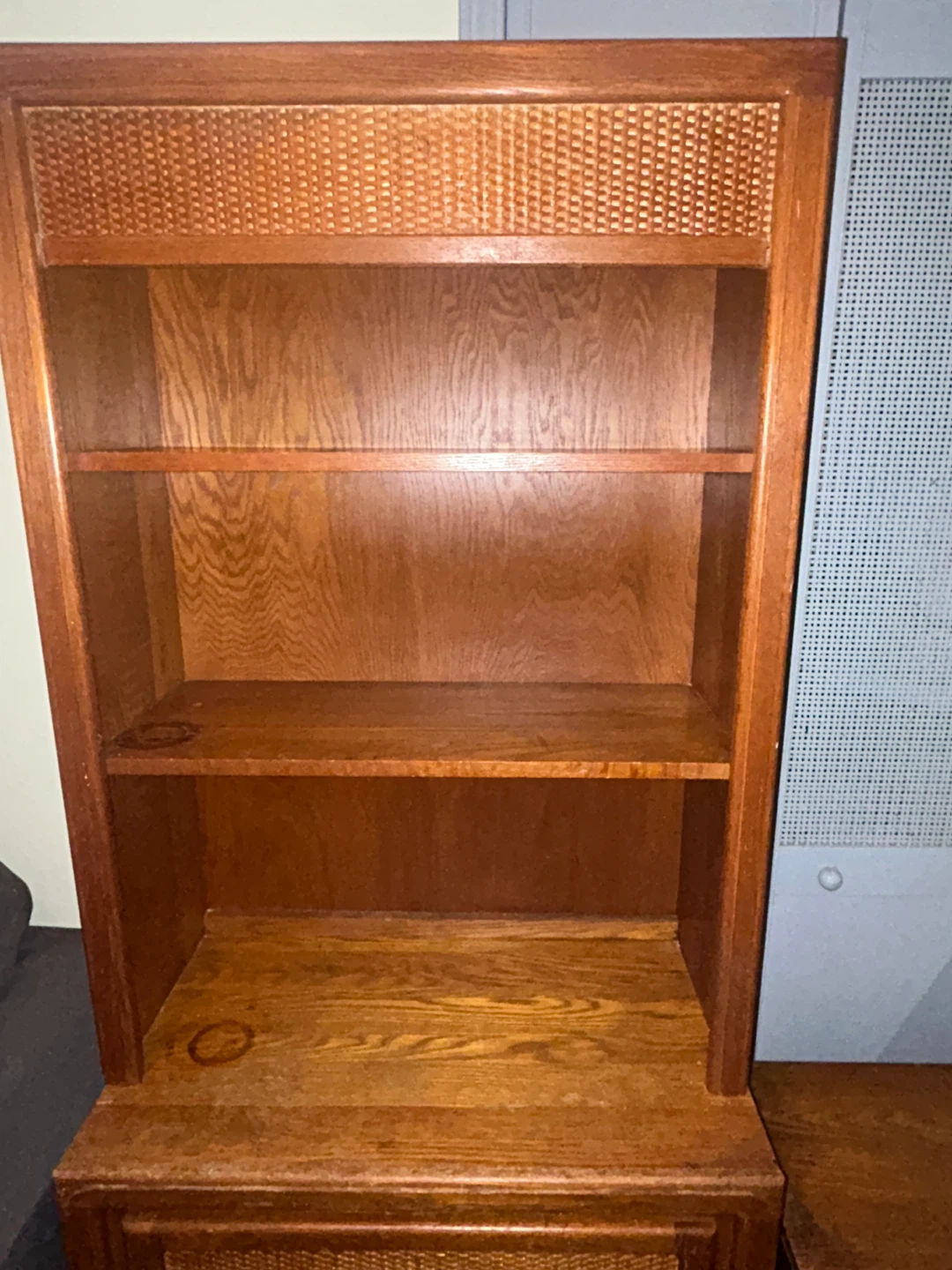 Wooden dresser with shelves