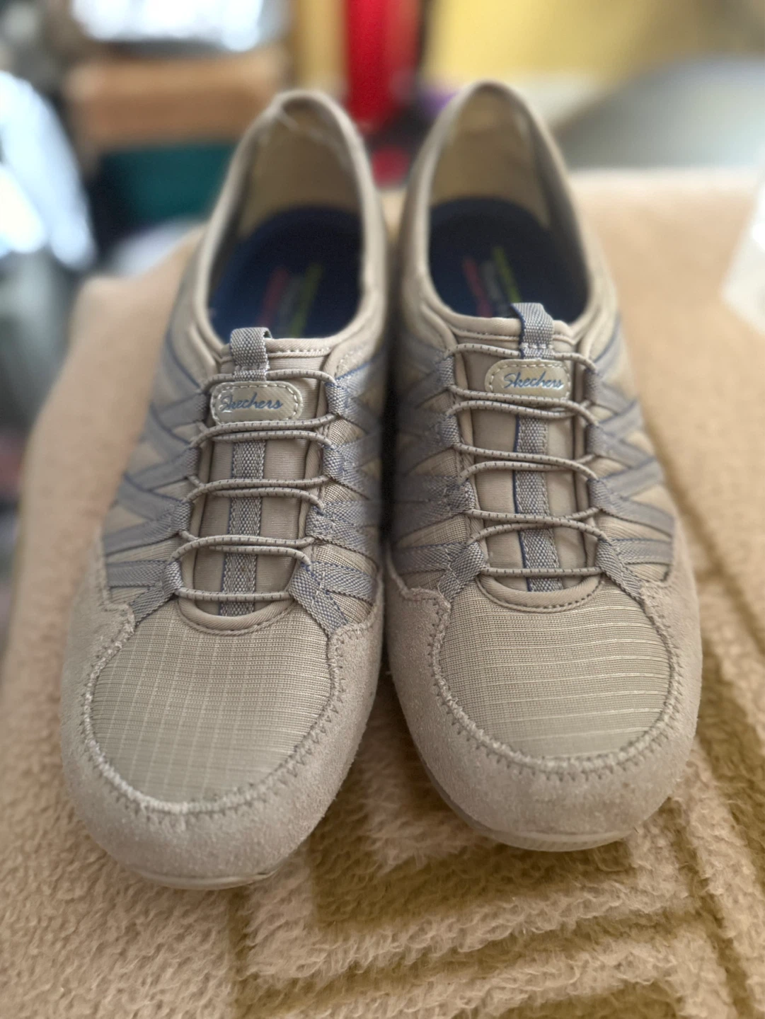 NEW Sketchers sneakers - relaxed fit memory foam- NWOT- S11