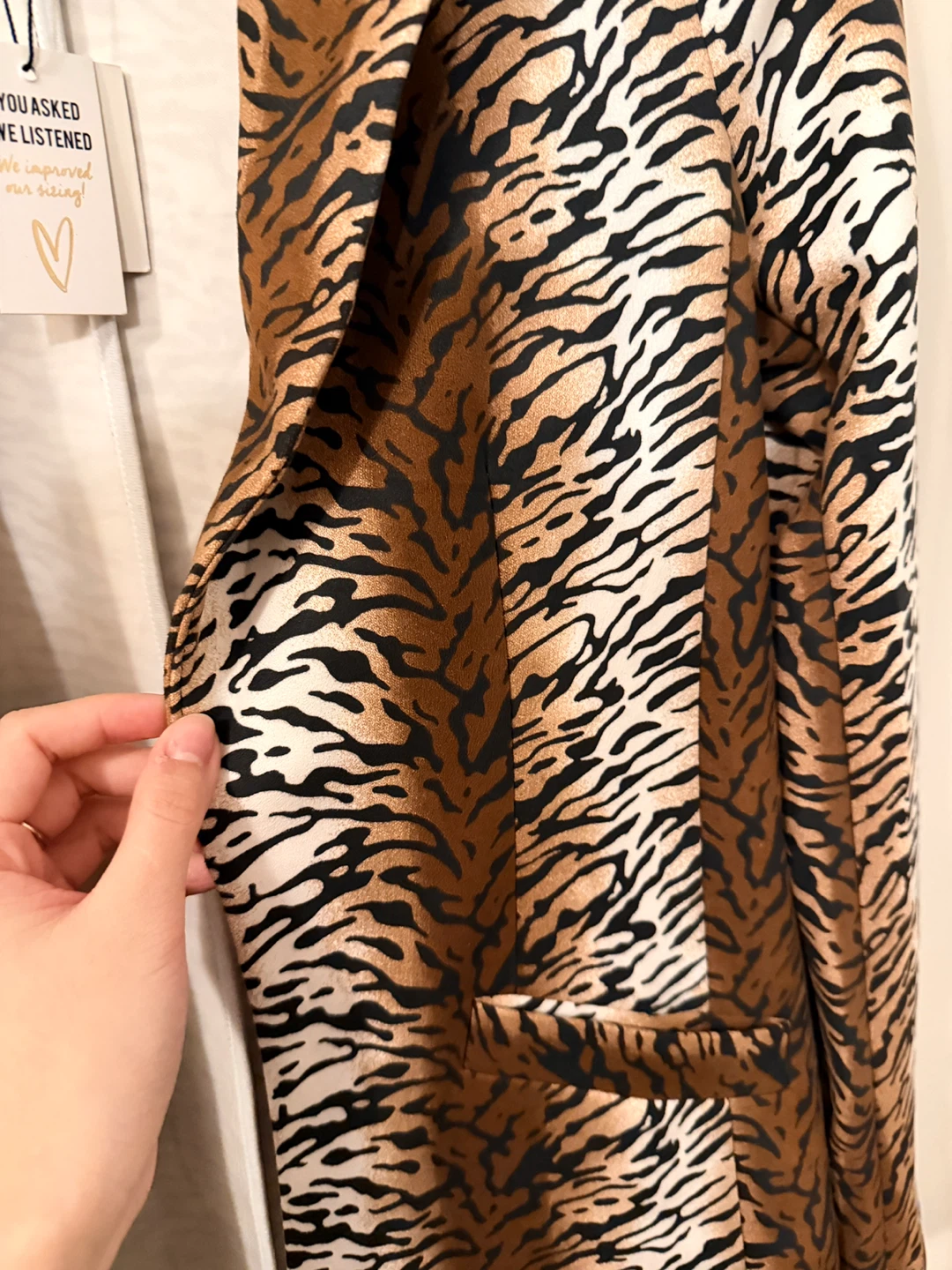 Brand new Tiger Print Blazer size S/M - photo 2