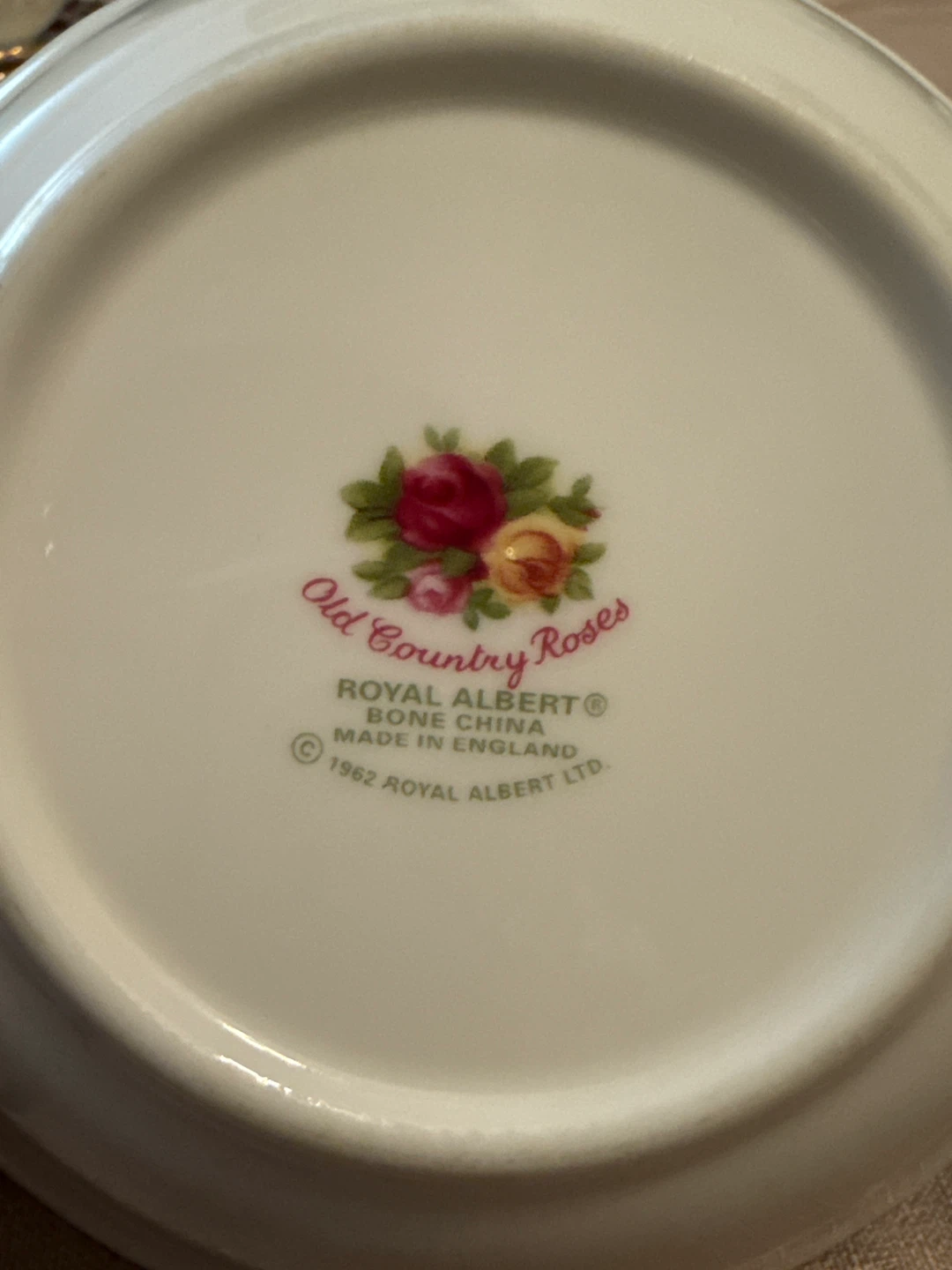 Royal Albert Old Country Roses Bone China Tea Set - photo 2