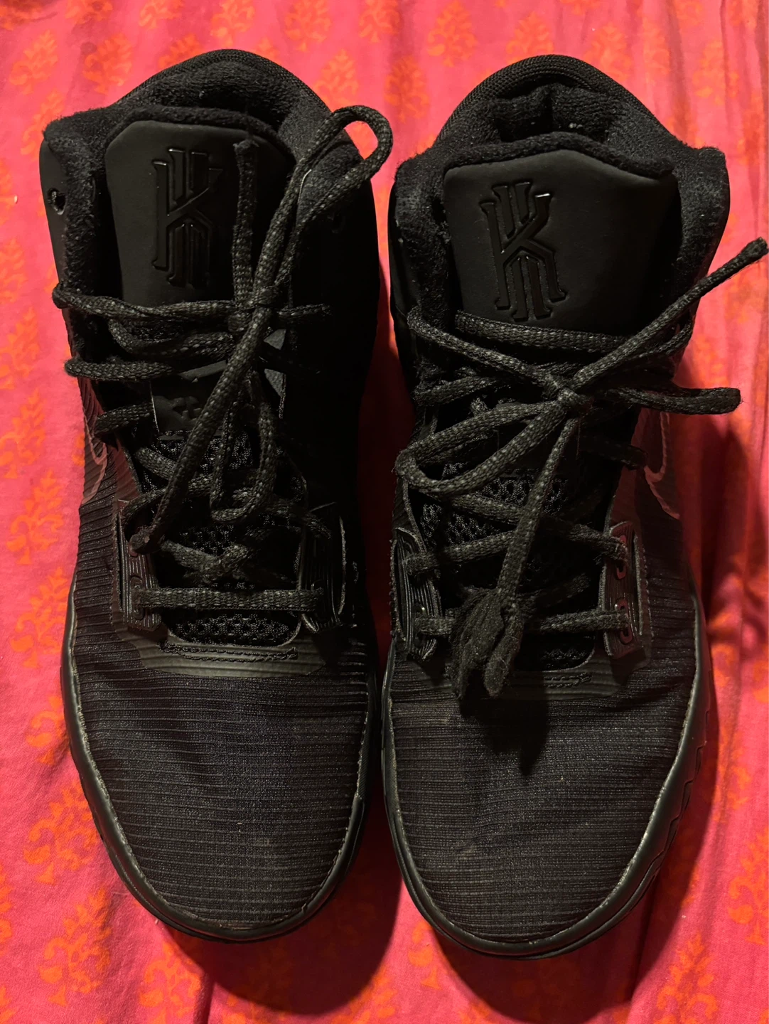 Nike Kyrie Flytrap 4 Basketball Shoes (Size 7.5)