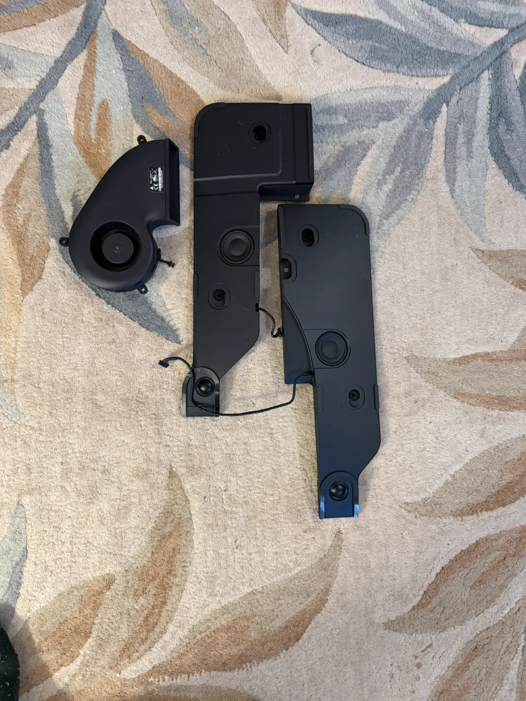 iMac 27” (2020 A2115 EMC 3442) – Cooling Fan & Speakers