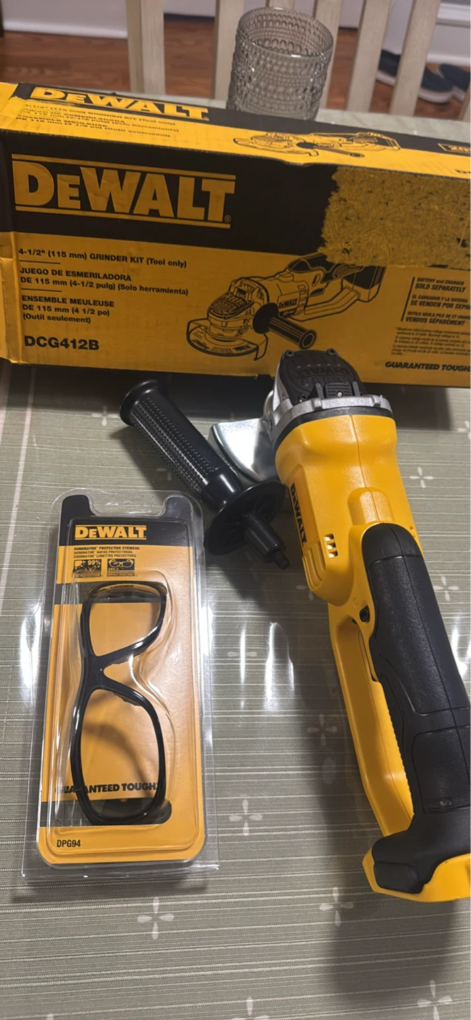 DEWALT 4-1/2" 20V MAX Cordless Grinder Kit (Tool Only) - photo 5