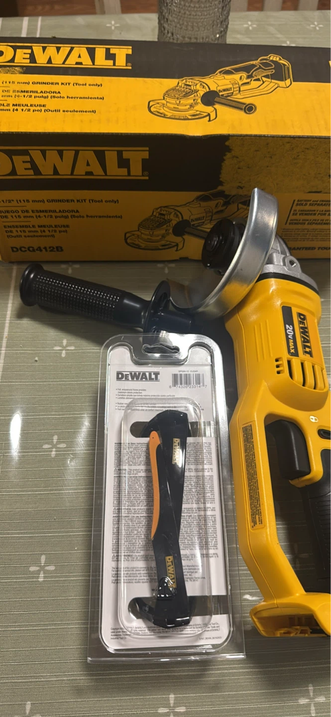 DEWALT 4-1/2" 20V MAX Cordless Grinder Kit (Tool Only) - photo 4