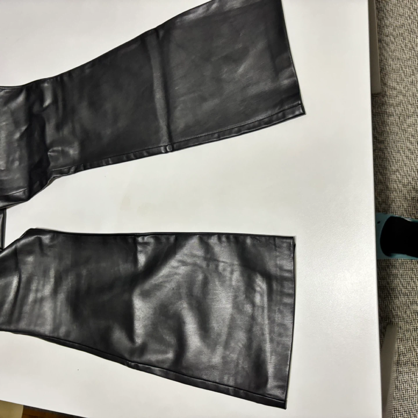 ZARA Faux Leather Pants Black EUR M/US 28 - photo 2