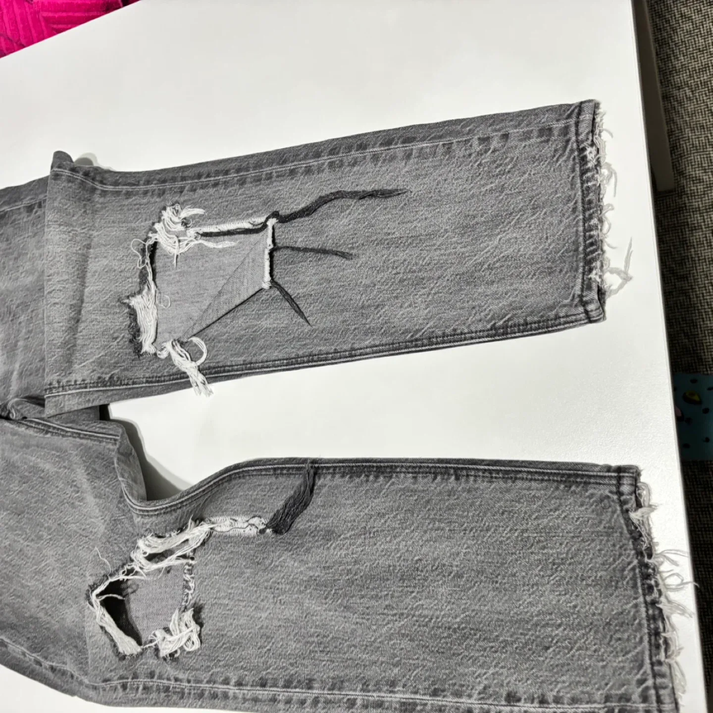 American Eagle Grey Ripped Jeans - Size 4 - photo 2