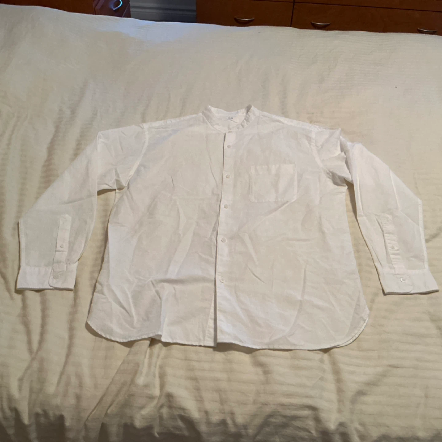Uniqlo White Band Collar Long Sleeve Shirt - photo 2