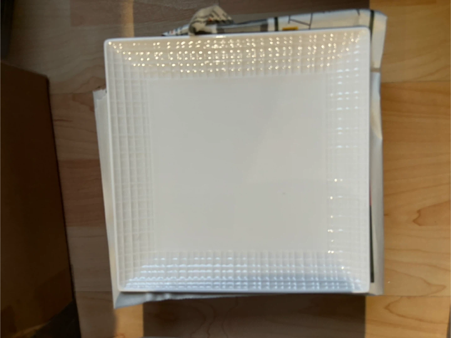 White Square Plates and Mugs Set - photo 3