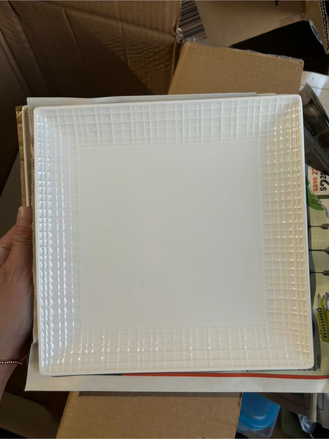 White Square Plates and Mugs Set - photo 2