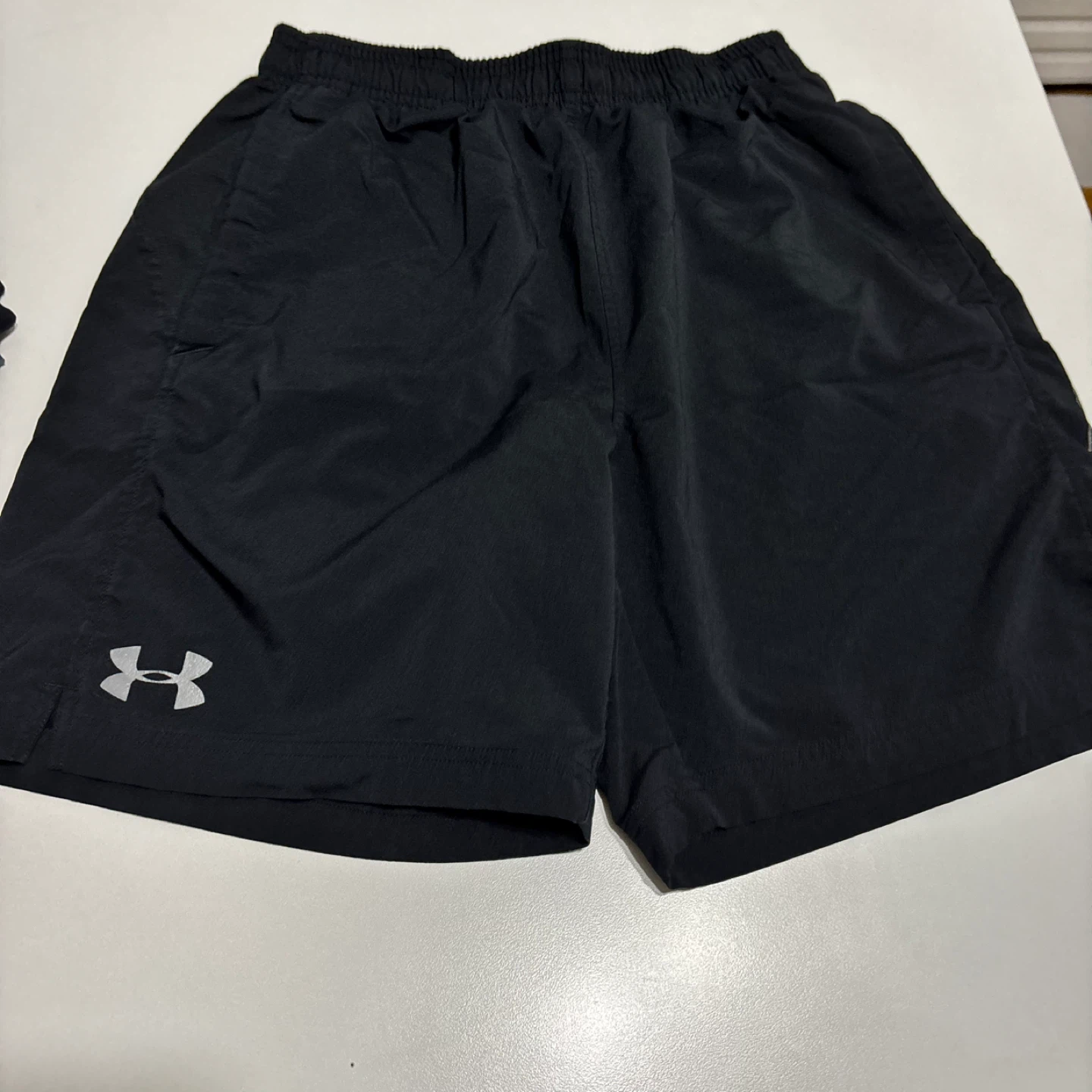 Under Armour Black Athletic Shorts MD/M