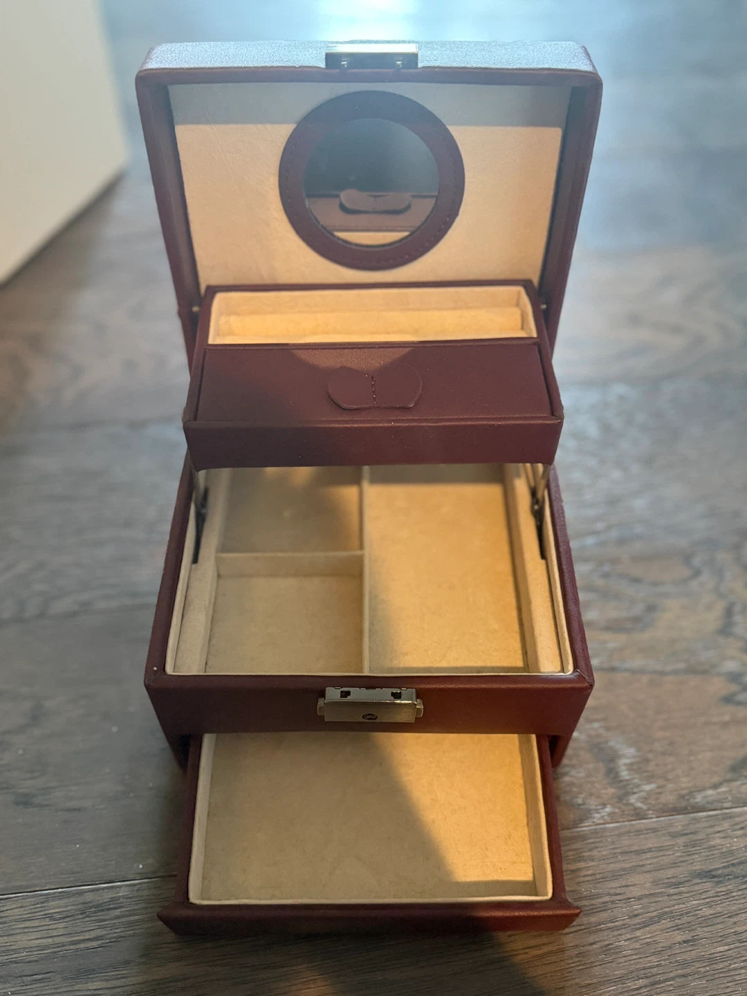 Jewellery Box with Mirror - photo 2