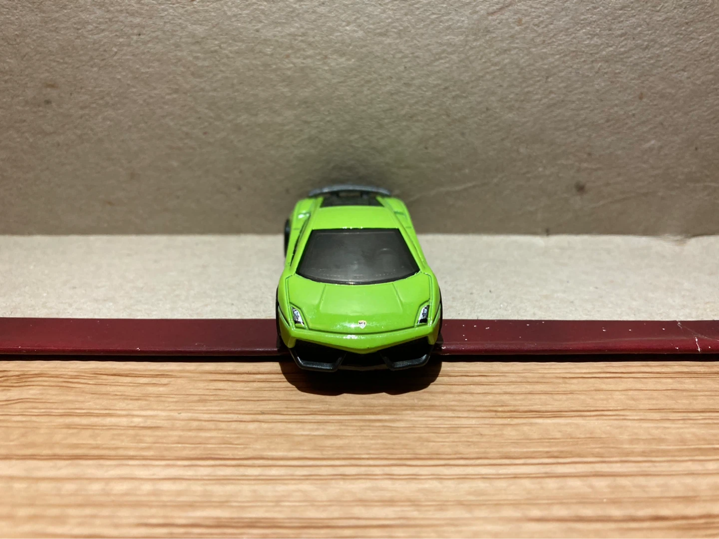 Hot Wheels Loose / Lamborghini Gallardo LP 570-4 / Lime Green - photo 2