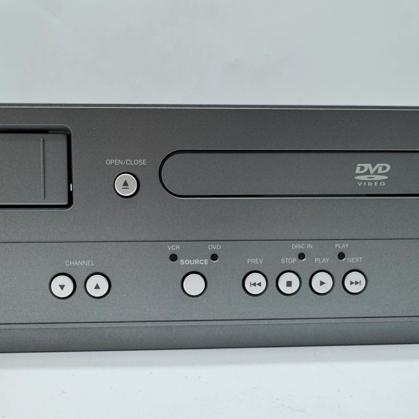 Magnavox CMWD2206 DVD VCR Player Recorder Tested No Remote - photo 4