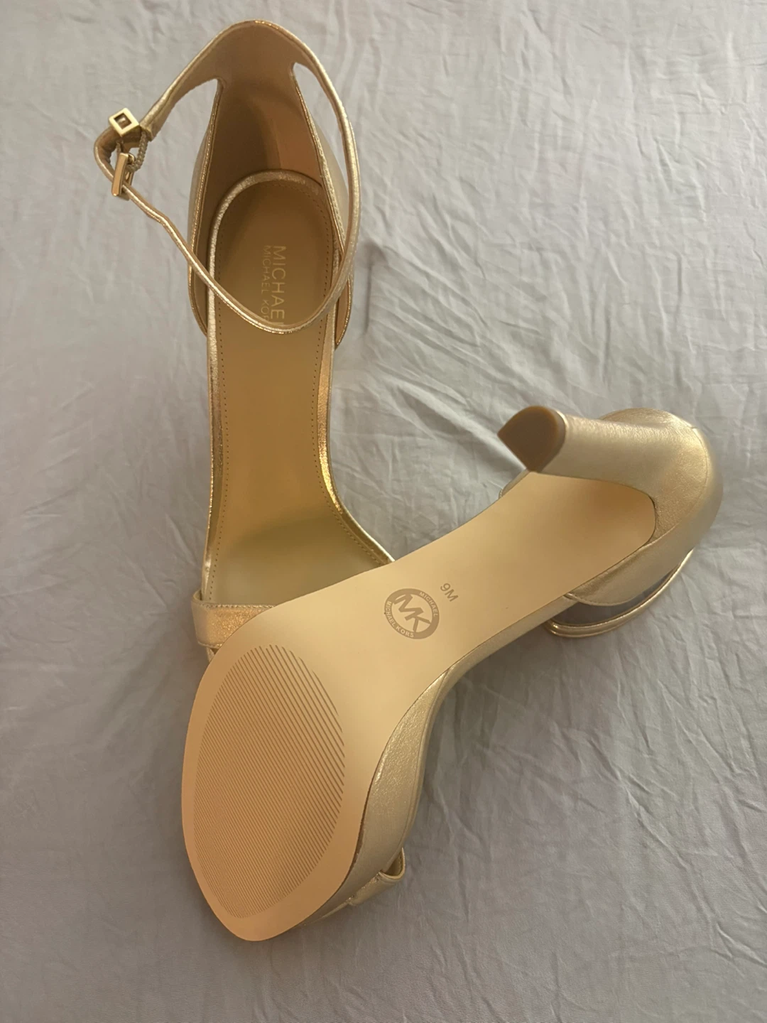 Michael Kors Gold Strappy Heels Size 9 - photo 3