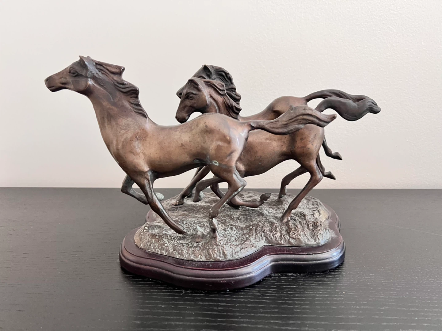 Vintage brass running horse sculpture - photo 3