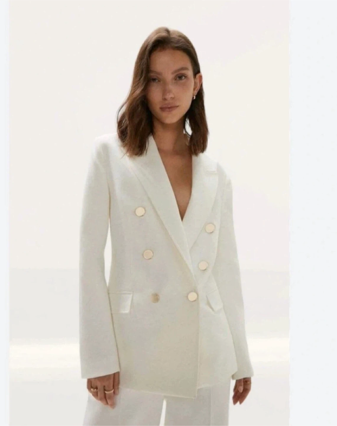 White Double-Breasted Blazer